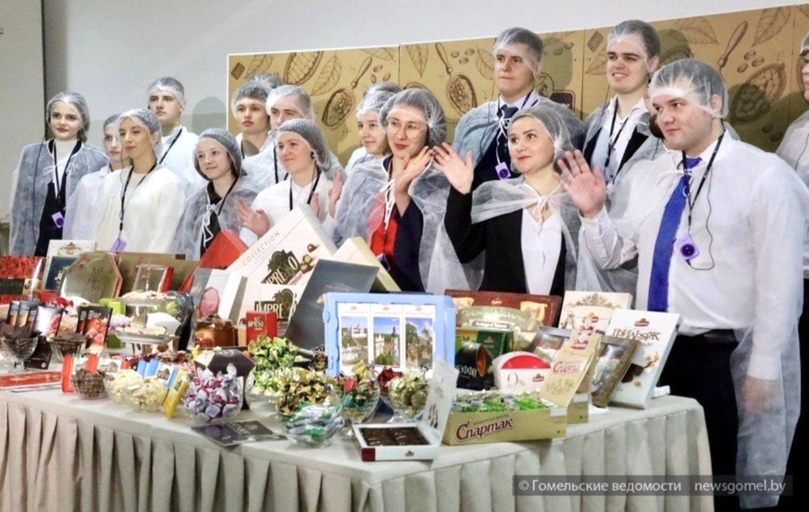 В Гомеле молодые специалисты изучили промышленный и спортивный потенциал города В Гомеле молодые специалисты изучили промышленный и спортивный потенциал города